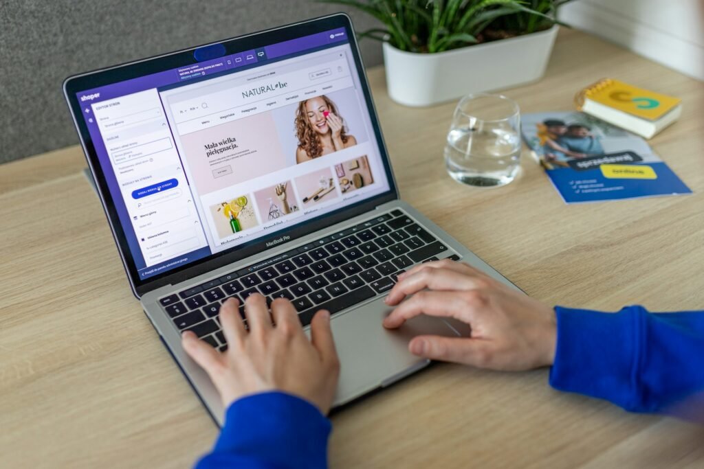 Online store case study, LA DIGITS